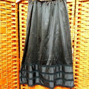 VTG *UNION MADE* Aristocraft Slip